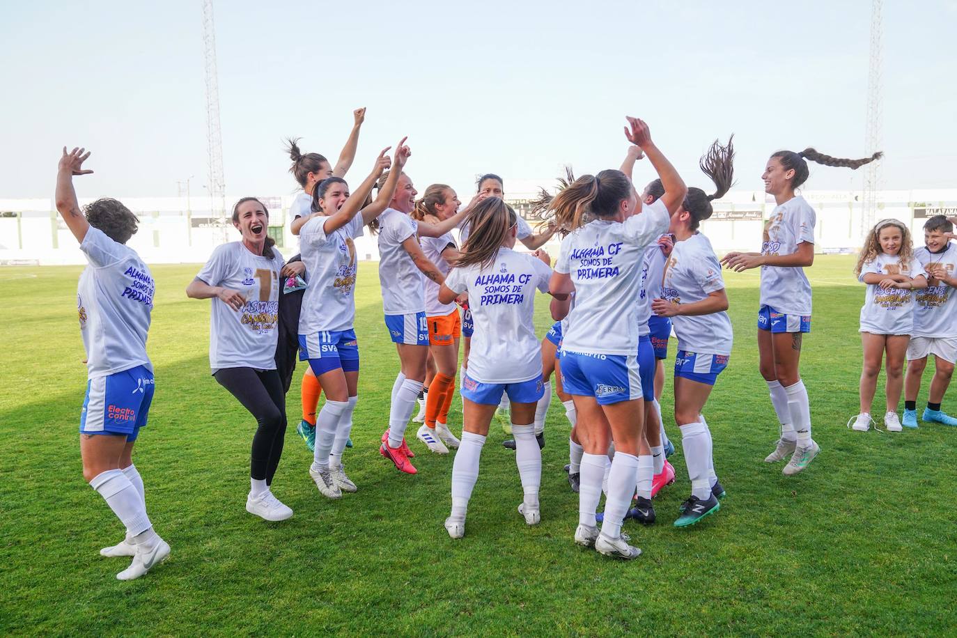 Fotos: La celebración del ascenso del Alhama a Primera, en imágenes