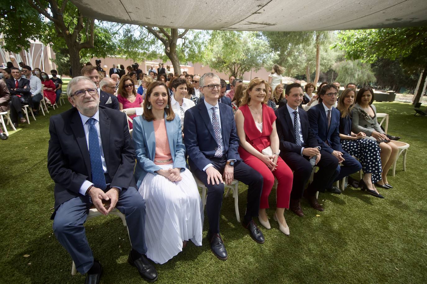 Fotos: El Colegio de Farmaceúticos de la Región de Murcia entrega sus condecoraciones