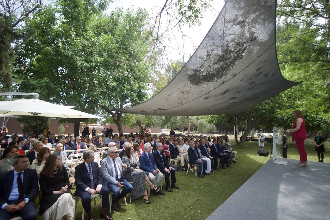 Fotos: El Colegio de Farmaceúticos de la Región de Murcia entrega sus condecoraciones