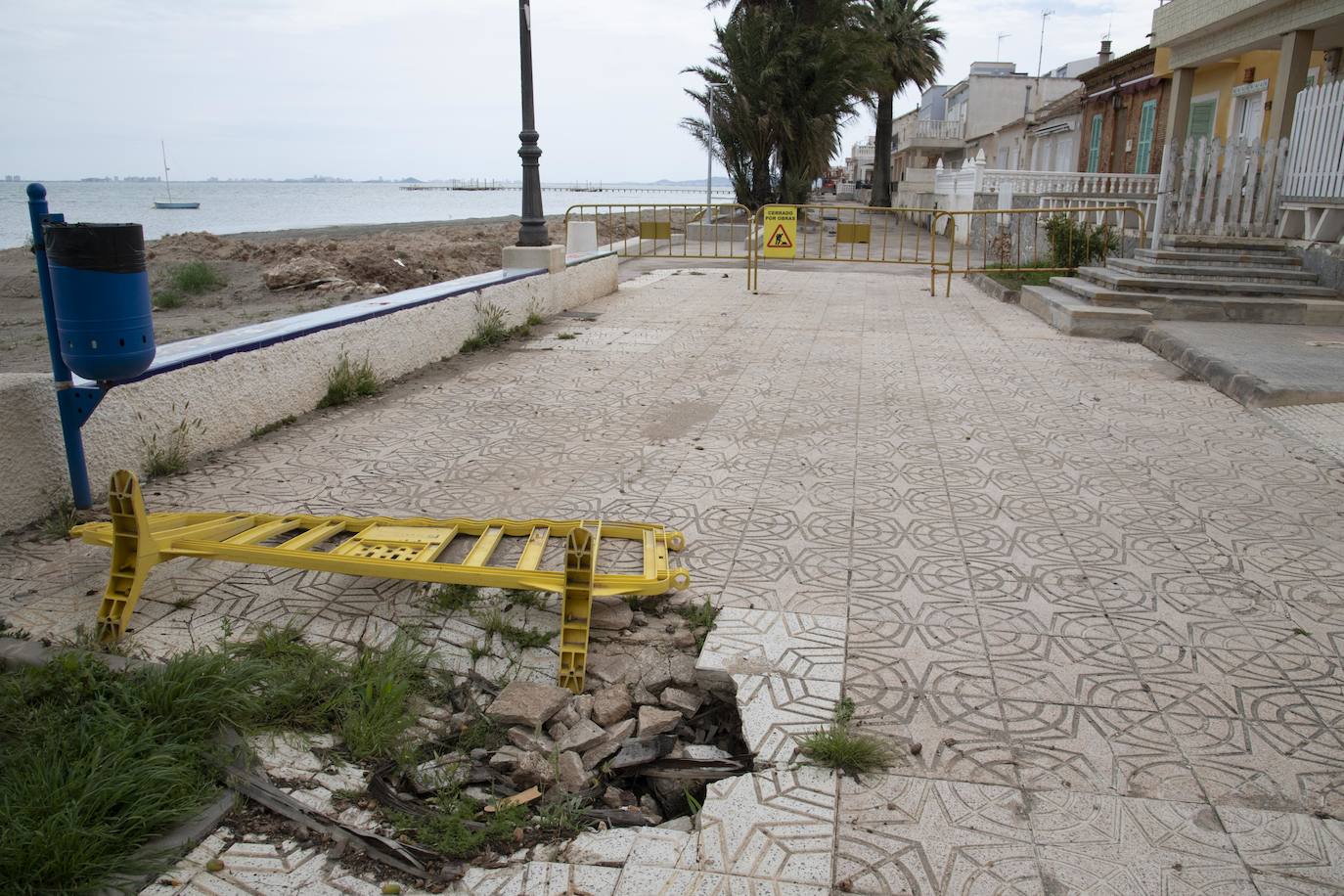 Fotos: Calles destrozadas en Los Nietos y Los Urrutias