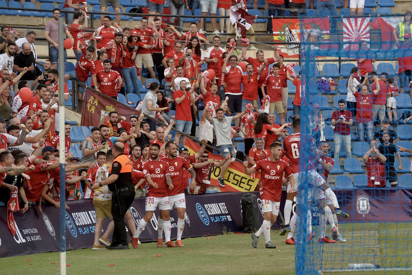 Fotos: La victoria del Real Murcia ante el Rayo Cantabria, en imágenes