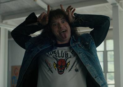 Imagen secundaria 1 - Arriba, Dustin, Steve, Robyn y Max; debajo, Eddie y Once.