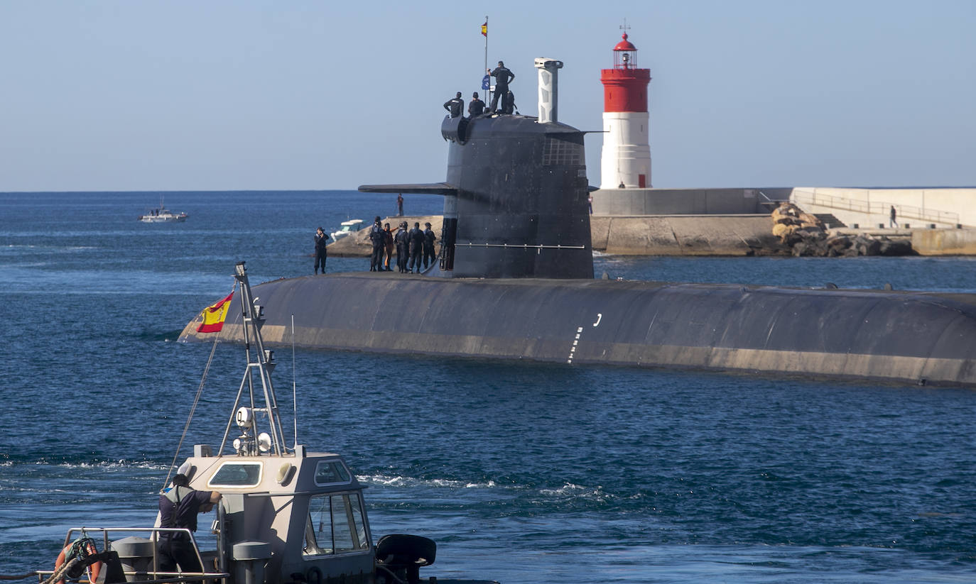 Fotos: El submarino S-81 &#039;Isaac Peral&#039; comienza las pruebas de mar frente a Escombreras