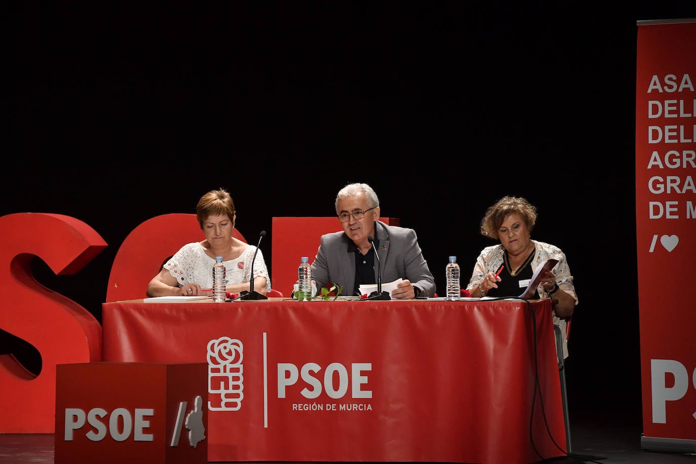 Fotos: La Asamblea de delegados de la Agrupación Gran Ciudad Murcia del PSOE, en imágenes