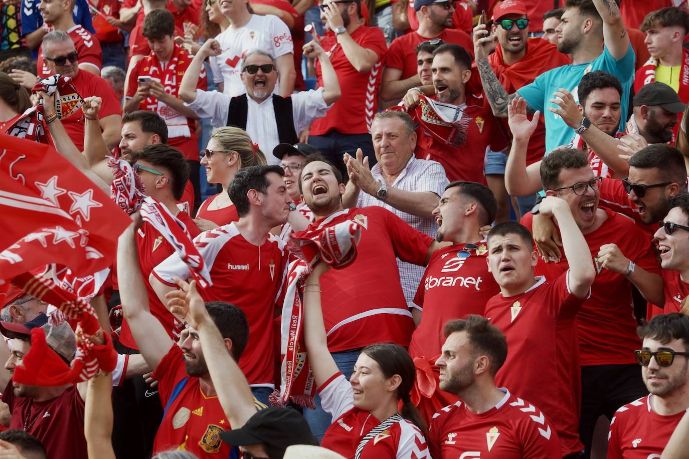 Fotos: La afición grana en la grada del Rico Pérez