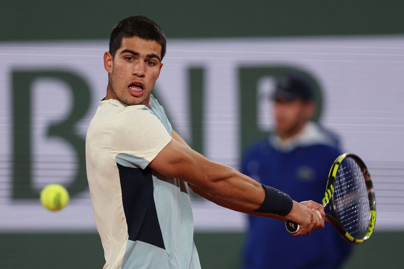 Fotos: Carlos Alcaraz derrota a Karen Khachanov y se mete en cuartos de final de Roland Garros