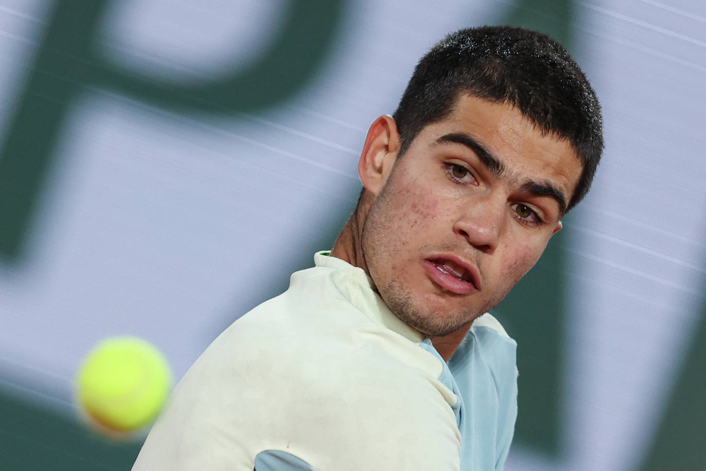 Fotos: Carlos Alcaraz derrota a Karen Khachanov y se mete en cuartos de final de Roland Garros