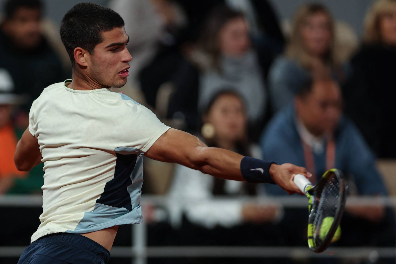 Fotos: Carlos Alcaraz derrota a Karen Khachanov y se mete en cuartos de final de Roland Garros