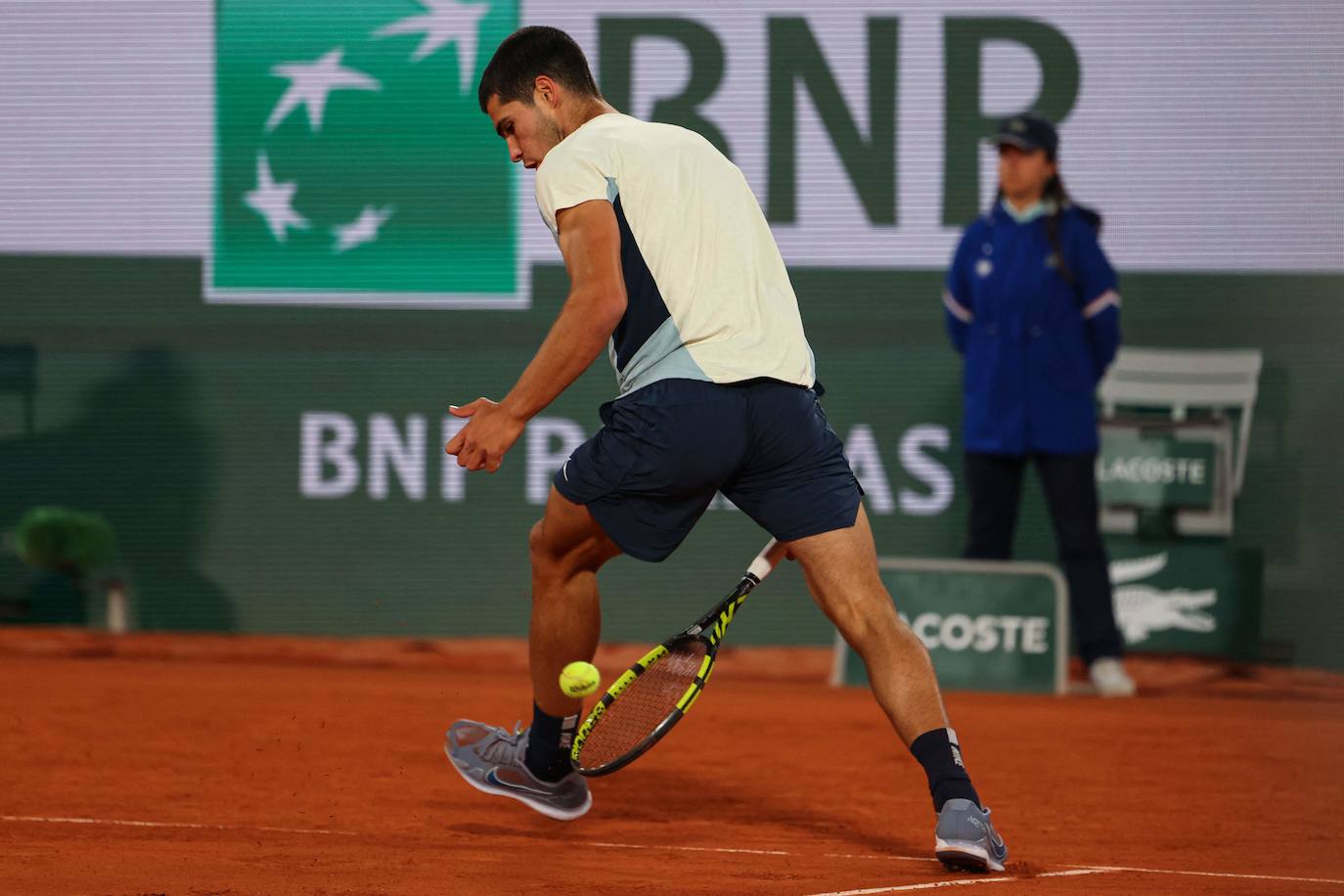 Fotos: Carlos Alcaraz derrota a Karen Khachanov y se mete en cuartos de final de Roland Garros