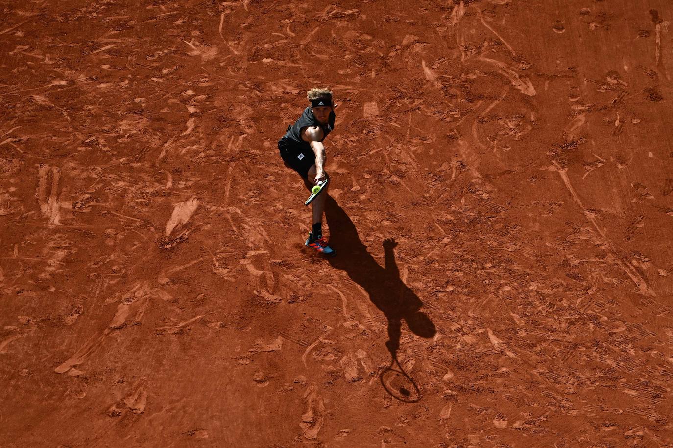 Fotos: Carlos Alcaraz se despide de Roland Garros tras caer ante Zverev