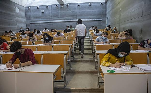 Más de 8.400 alumnos de la Región de Murcia se examinan desde el lunes de la Ebau