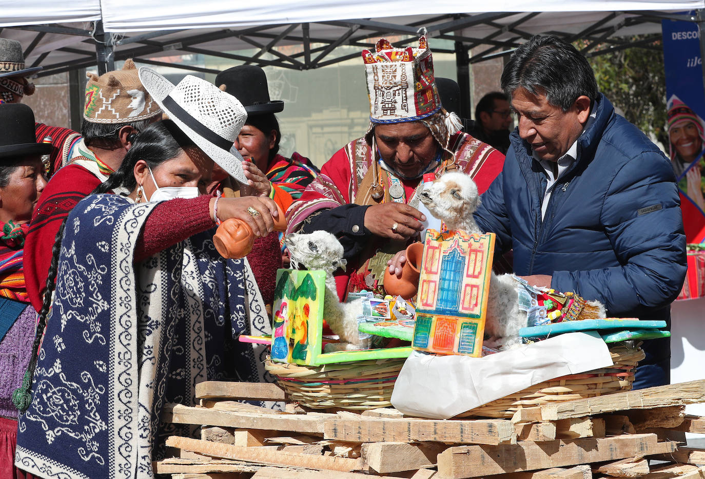 Fotos: Ofrenda a la Pachamama