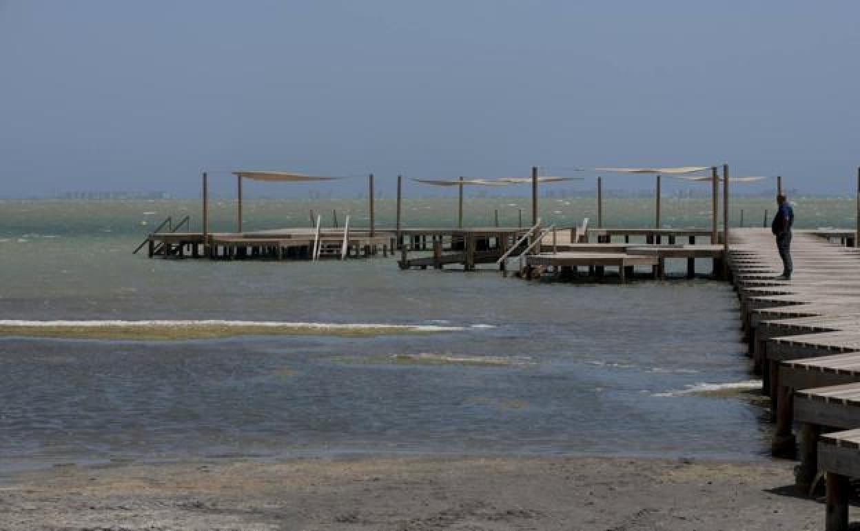 Uno de los balnearios del Mar Menor, situado en Punta Brava