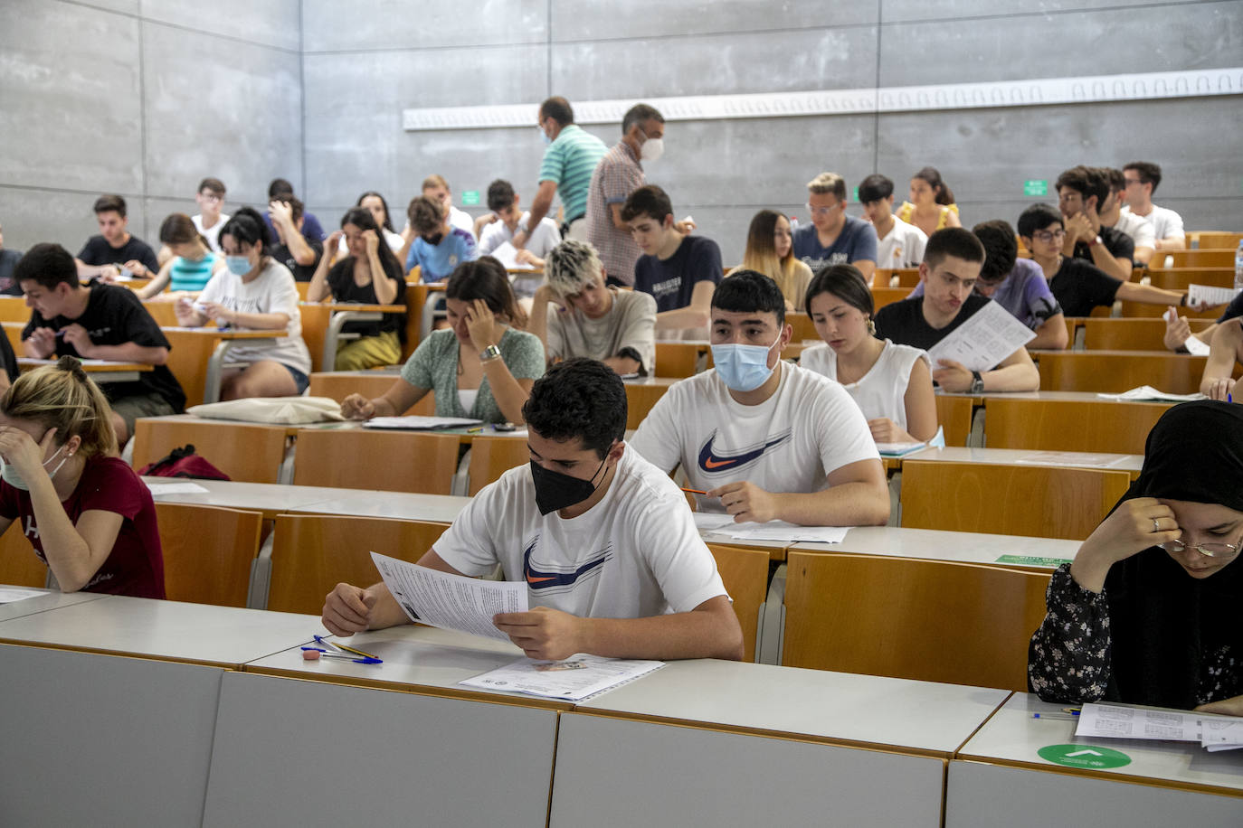 Fotos: Las pruebas de la Ebau en la Región de Murcia, en imágenes