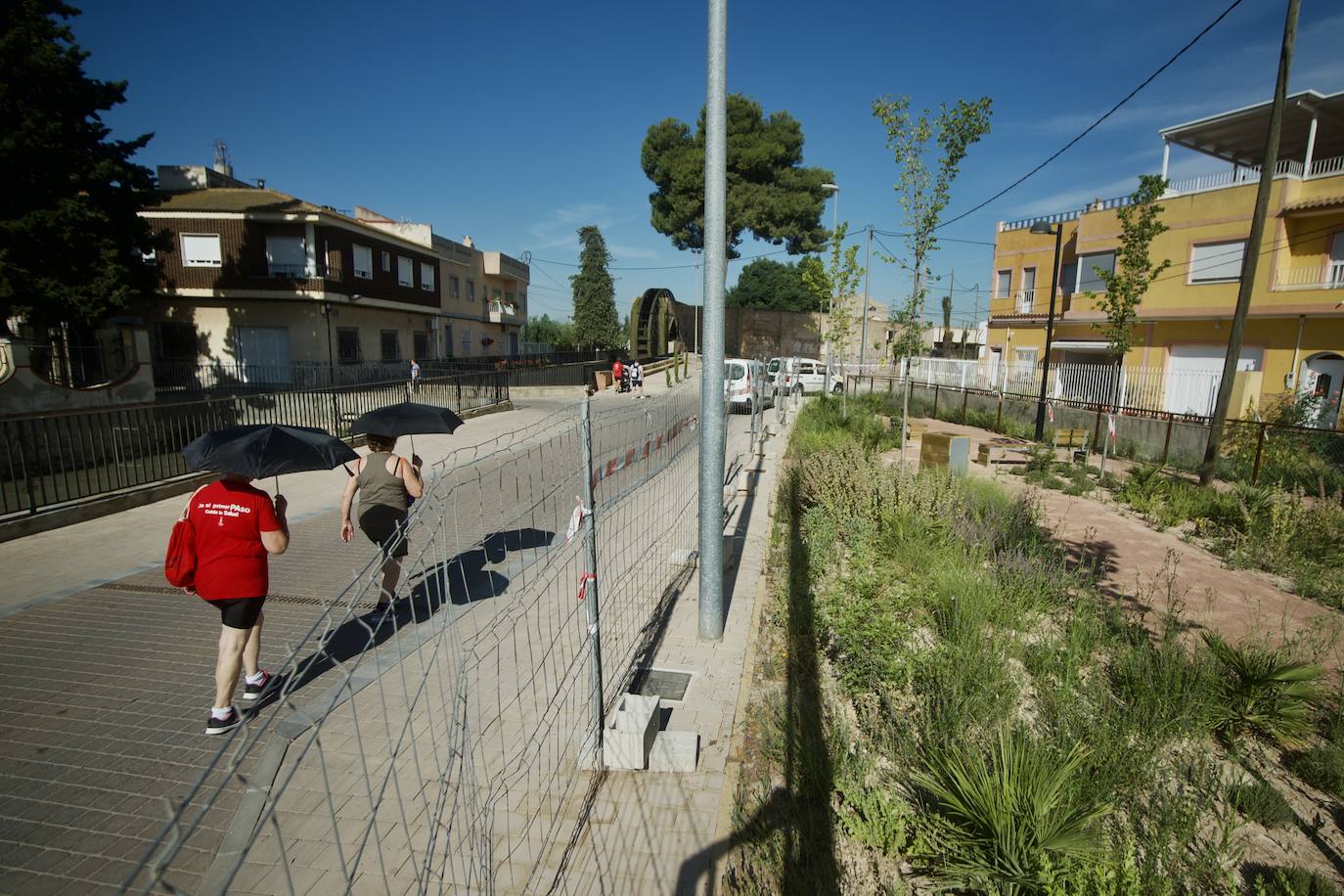 Fotos: La renovación del entorno de la rueda de La Ñora, en imágenes