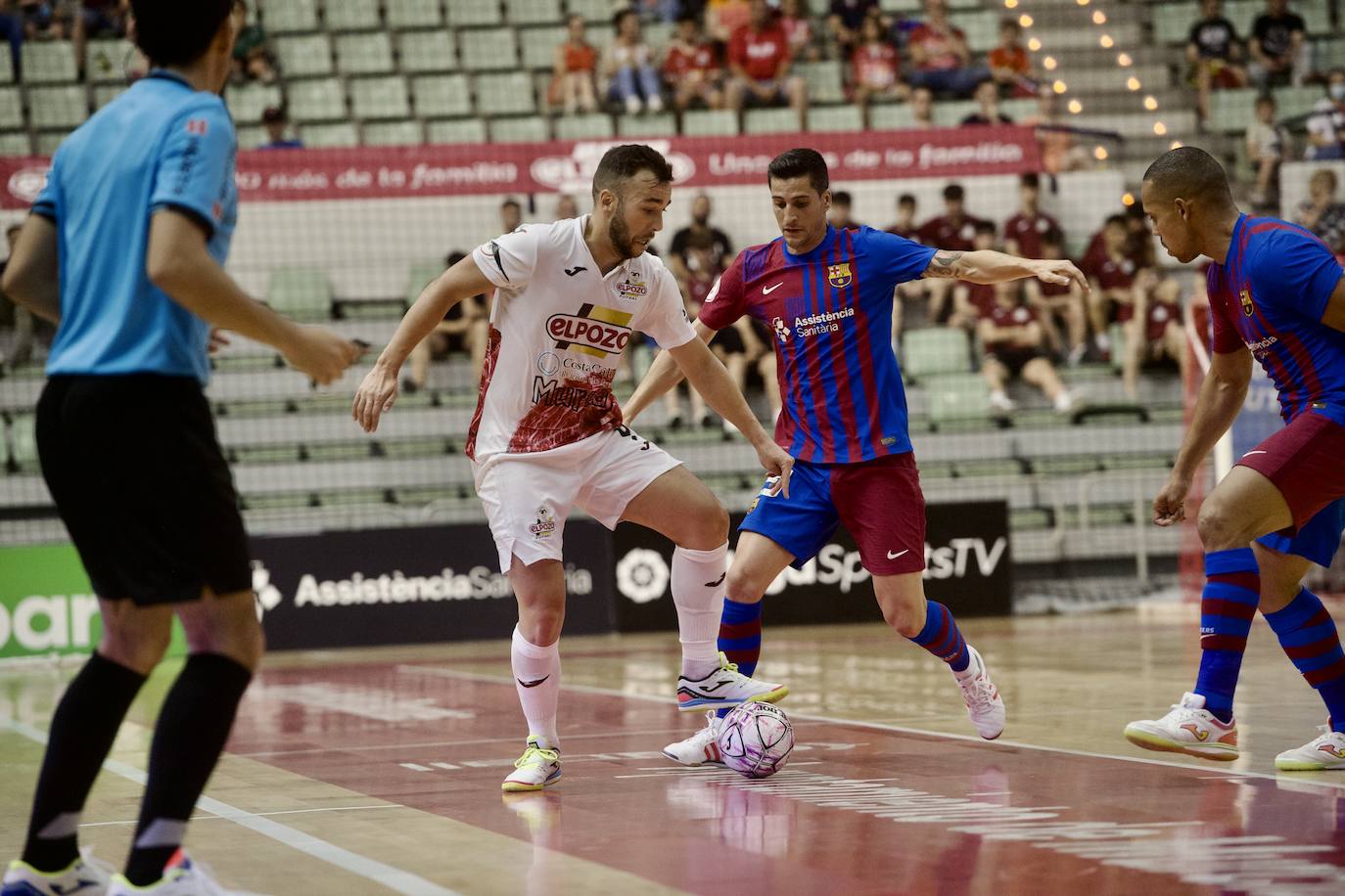 Fotos: El Barça deja muy tocado a ElPozo (1-3)