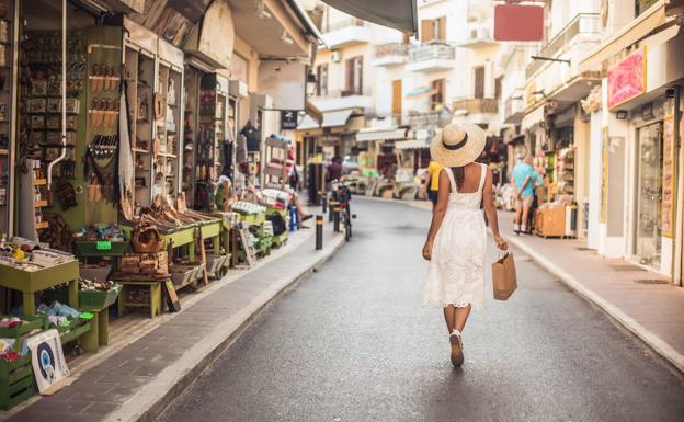 Los 7 tipos de vestido que son tendencia este verano 2022