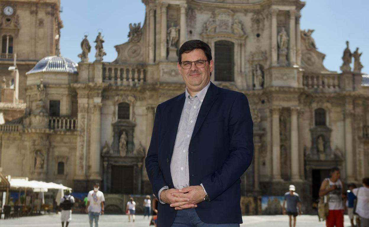 Fitzgerald Cantero, ante la Catedral de Murcia, el pasado 10 de junio. 