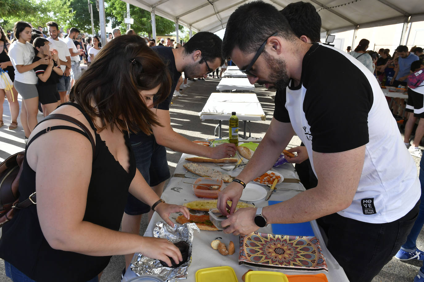 Fotos: Ginés &#039;Corregüela&#039; en eI Concurso de Bocadillos Originales de El Palmar