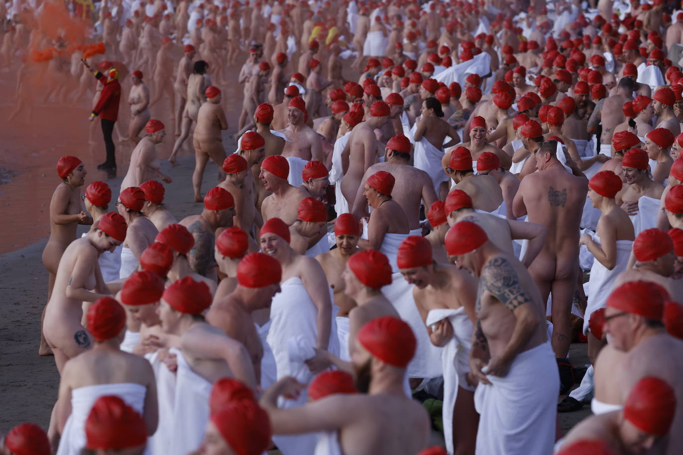 Fotos: Bienvenida nudista al invierno