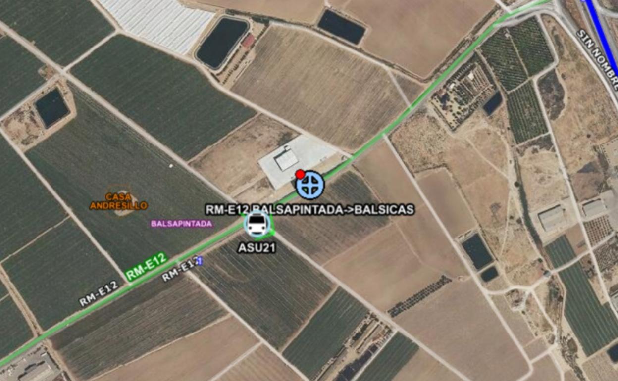 La localización en la que se produjo el accidente entre dos camiones, en la carretera RM-E12. 