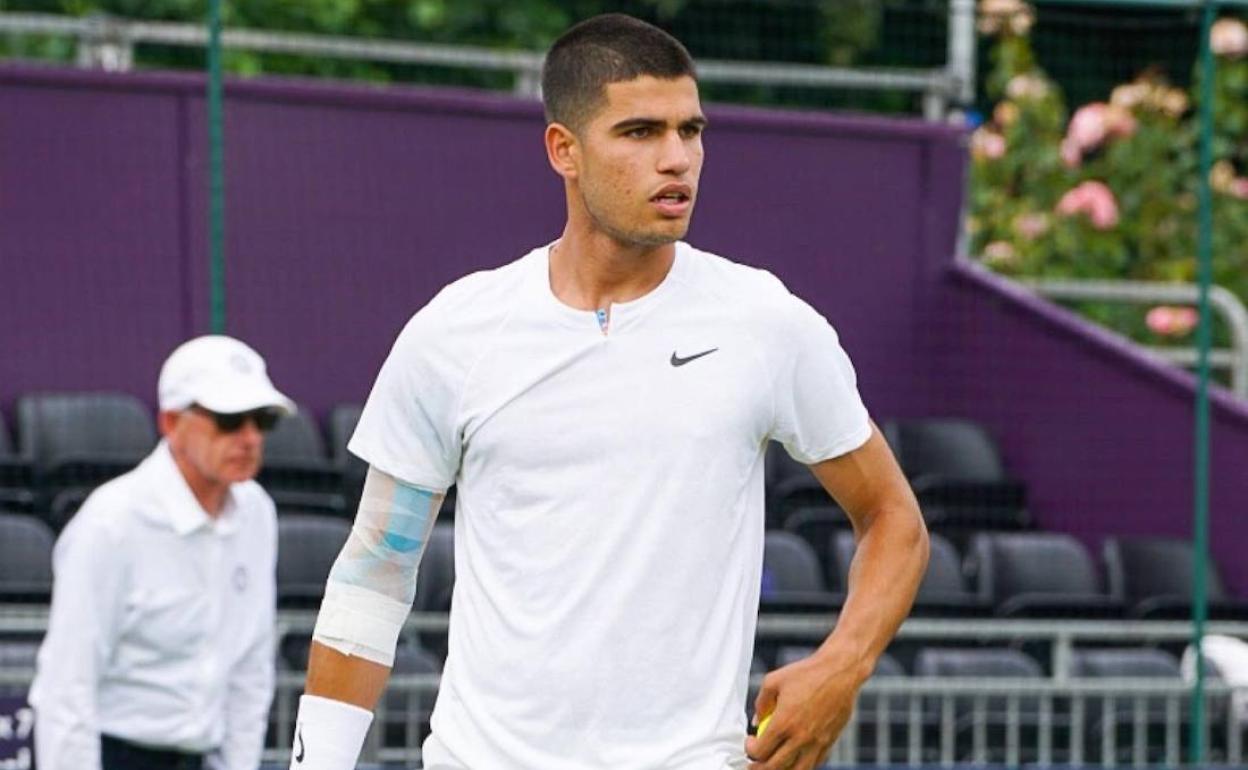 Carlos Alcaraz, este jueves, en su partido de Hurlingham ante Tiafoe.