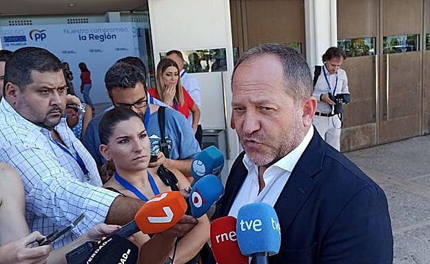 Durán anuncia la impugnación del congreso regional del PP