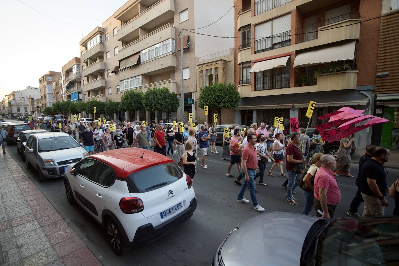 Fotos: Plante vecinal en Espinardo porla supresión de 170 aparcamientos