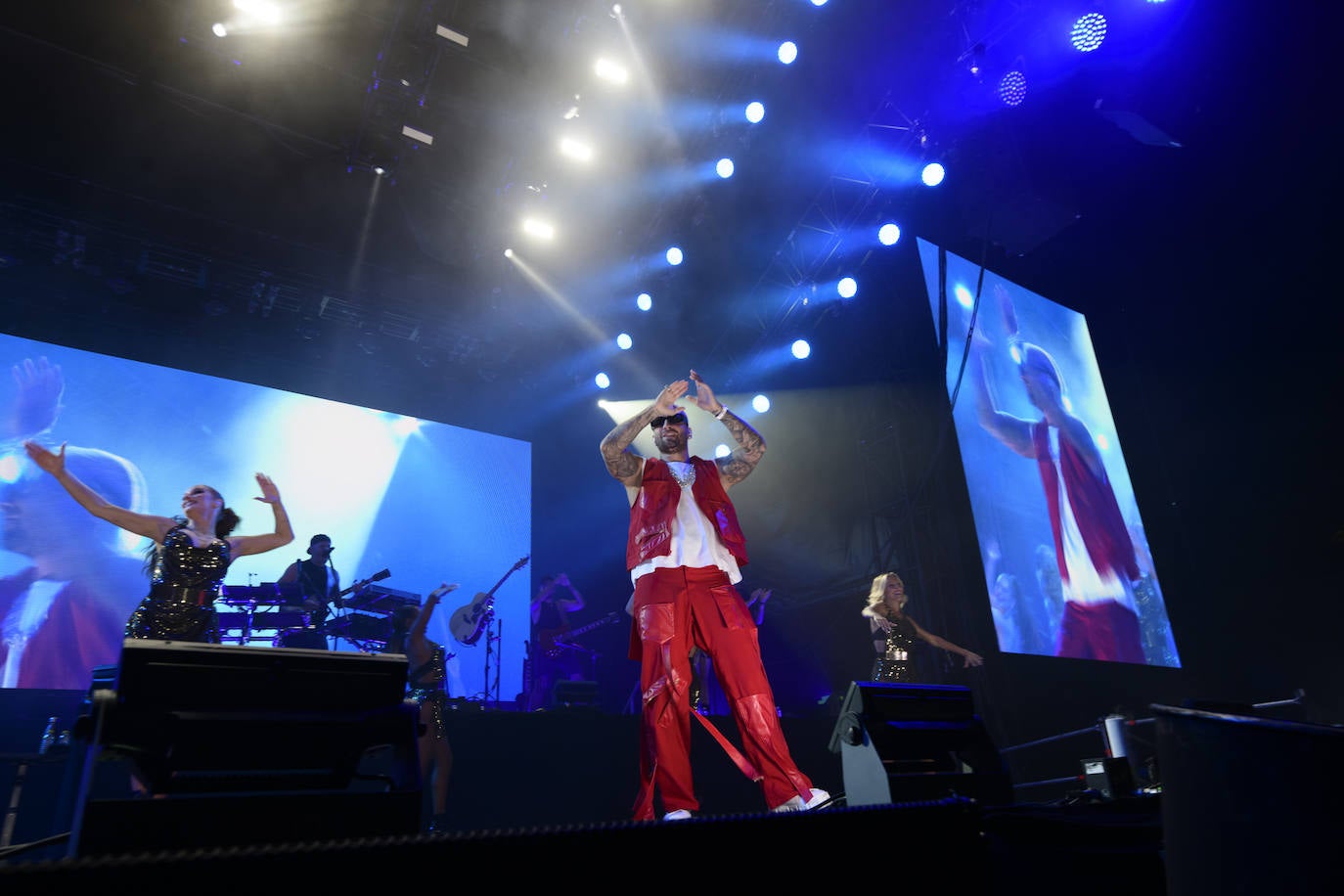 Fotos: Maluma sube la temperatura en Murcia