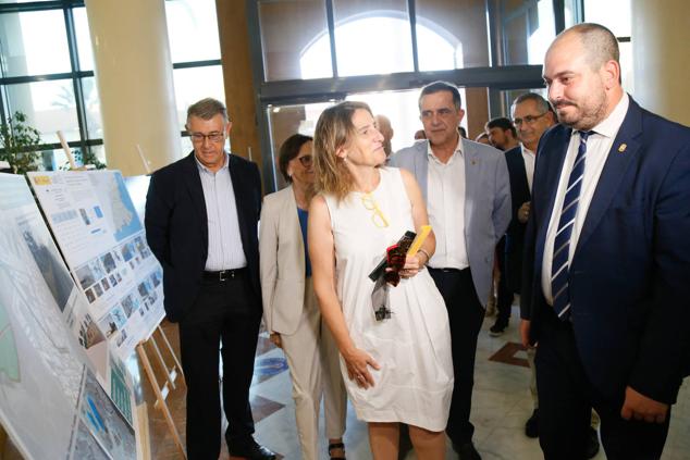 Fotos: La visita de la ministra Ribera al Mar Menor, en imágenes