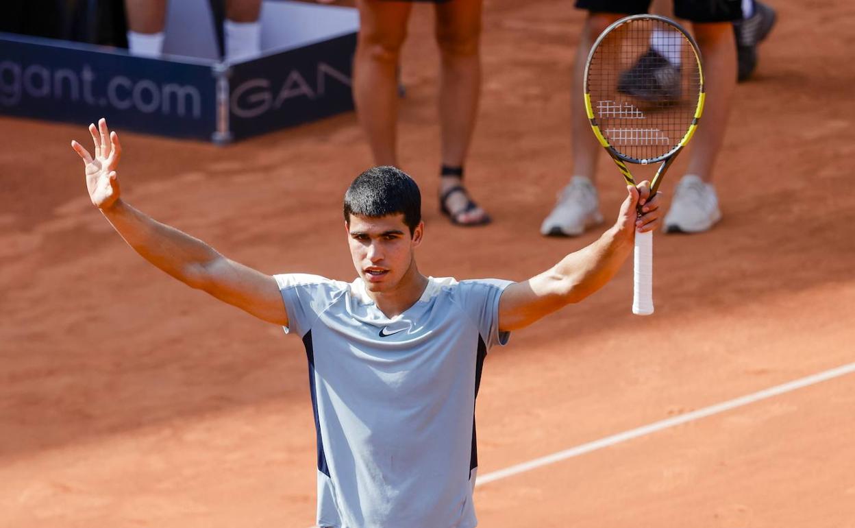 Carlos Alcaraz, en el torneo de Hamburgo. 