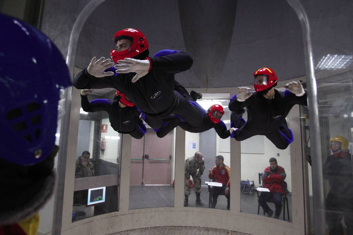 Preparación en el simulador túnel de viento.