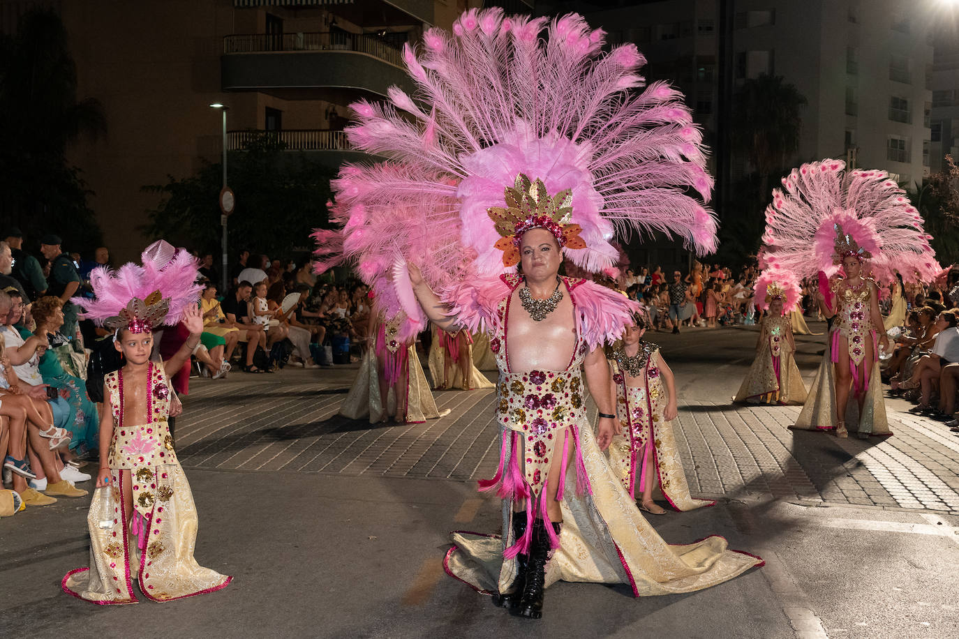 Fotos: El primer gran desfile del Carnaval de Águilas, en imágenes