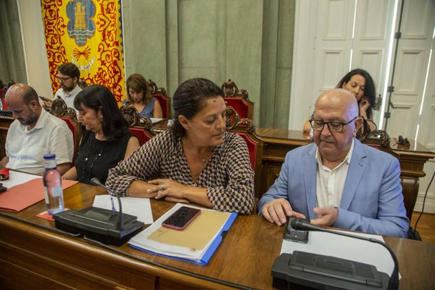 Fotos: Arroyo anuncia inversiones por valor de 50 millones y reconoce los problemas en limpieza y jardines de Cartagena, en imágenes