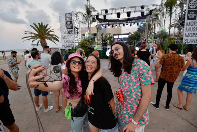 Fotos: Fan Futura Fest abre sus puertas