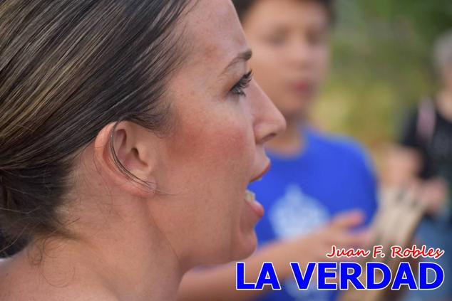 El pasado sábado, 30 de julio del 2022, en la explanada junto al Restaurante El Cortijo, en el Campo de San Juan, se celebró el XXX ENCUENTRO DE CUADRILLAS DE ANIMEROS EN EL NOROESTE MURCIANO. Las cuadrillas invitadas empezaron a llegar y a hacer música mientras se hacía la hora de degustar una merienda/cena que se les ofreció a las mismas. A continuación tuvo lugar el homenaje a Salvador Ondoño López, fallecido hace solo unos días.