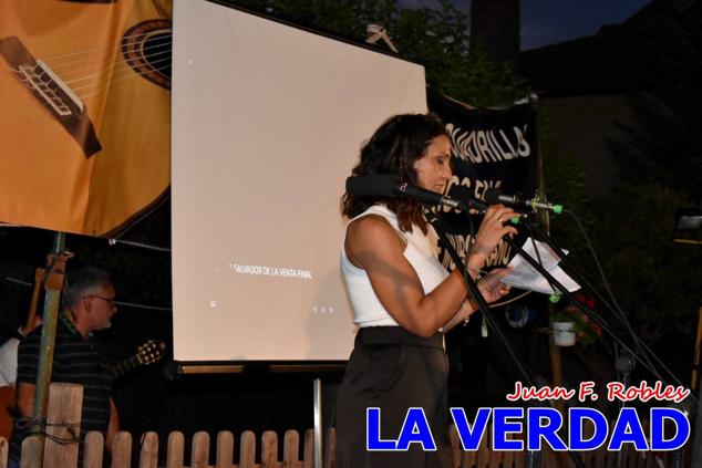 El pasado sábado, 30 de julio del 2022, en la explanada junto al Restaurante El Cortijo, en el Campo de San Juan, se celebró el XXX ENCUENTRO DE CUADRILLAS DE ANIMEROS EN EL NOROESTE MURCIANO. Las cuadrillas invitadas empezaron a llegar y a hacer música mientras se hacía la hora de degustar una merienda/cena que se les ofreció a las mismas. A continuación tuvo lugar el homenaje a Salvador Ondoño López, fallecido hace solo unos días.