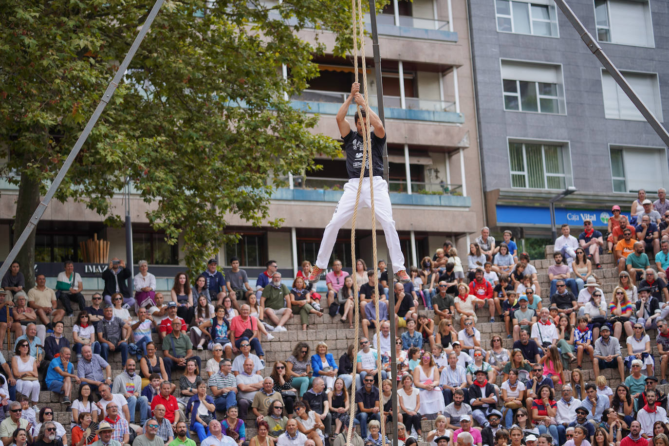 Fotos: Los Gigantes toman Vitoria