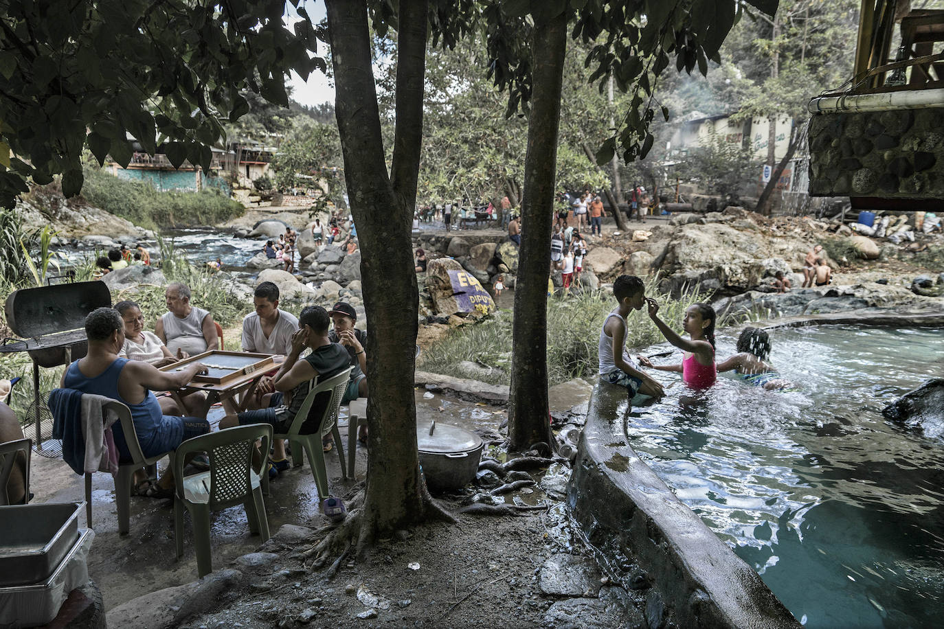 Fotos: Exposiciones &#039;Fluye&#039; y &#039;Son&#039;