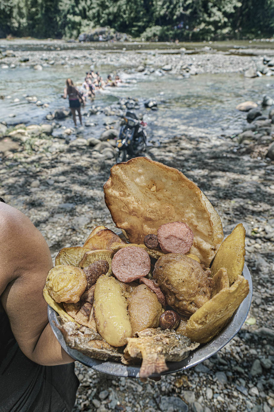 Fotos: Exposiciones &#039;Fluye&#039; y &#039;Son&#039;