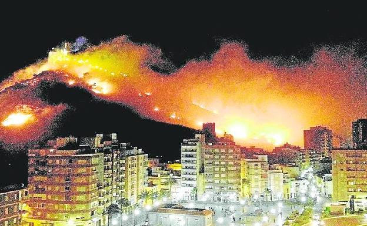 El incendio por la negligencia de Ernesto Sanjuán. 