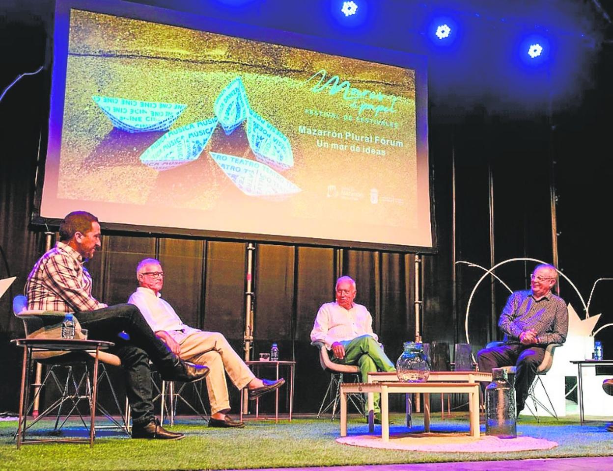 Juan Luis Soto, Valcárcel, García-Margallo y Ruiz Vivo. 