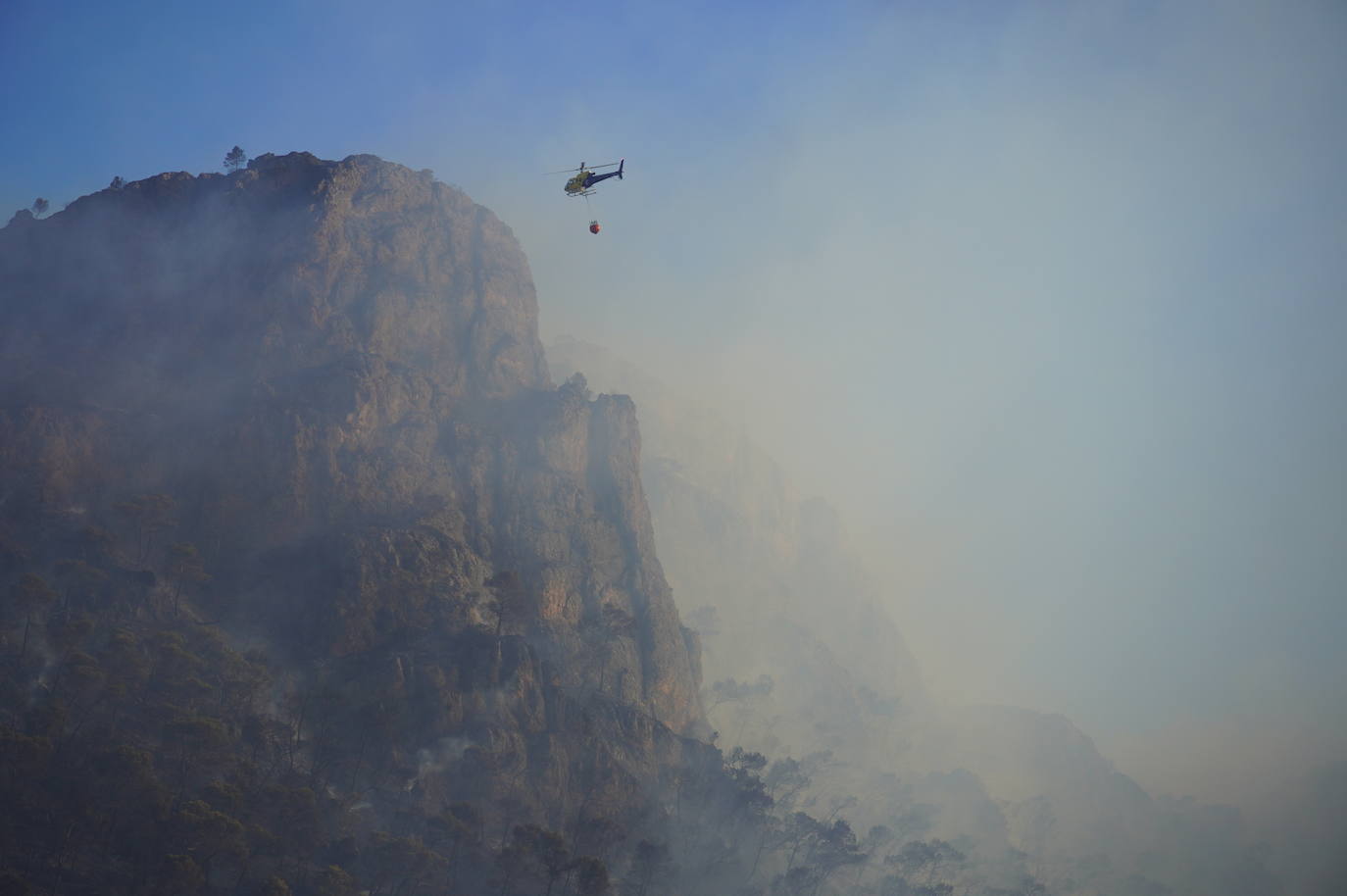 Fotos: El incendio de Jumilla ha calcinado ya 400 hectáreas