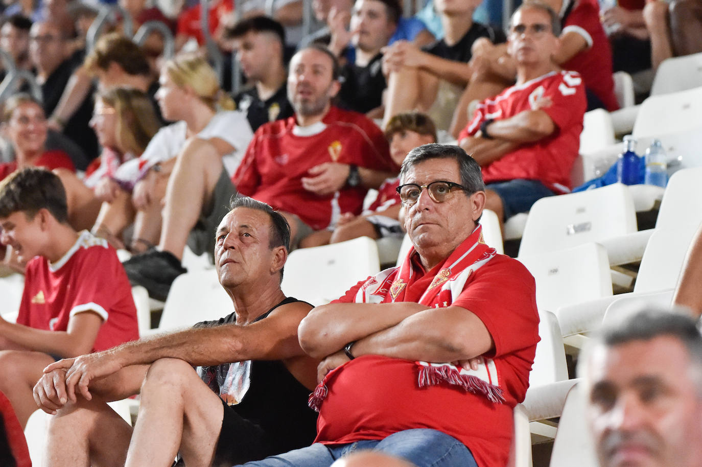Fotos: Búscate en las gradas del Enrique Roca en el debut del Real Murcia en Primera Federación