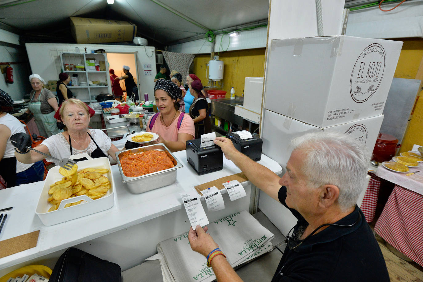 Fotos: Los murcianos abarrotan Los Huertos