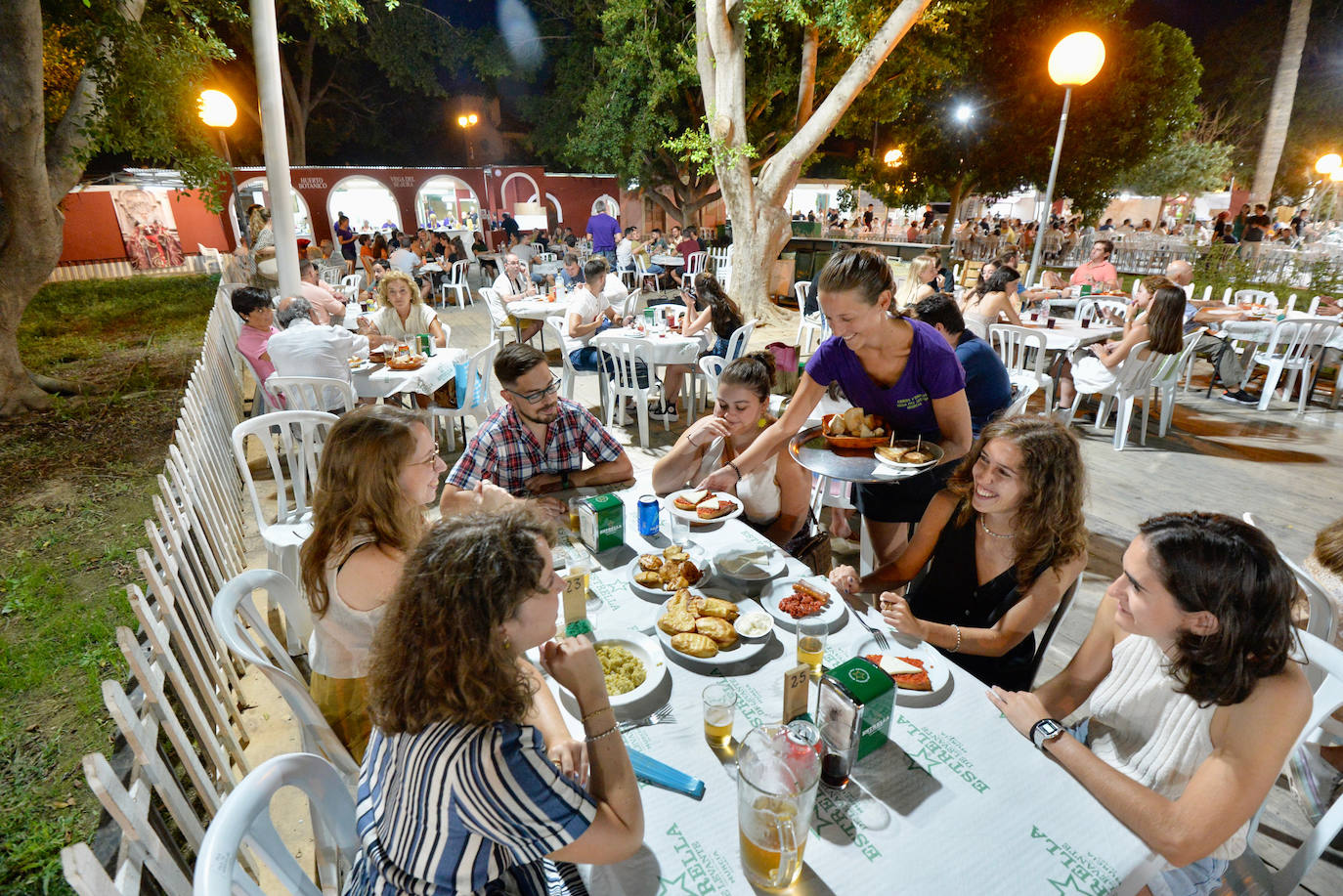 Fotos: Los murcianos abarrotan Los Huertos