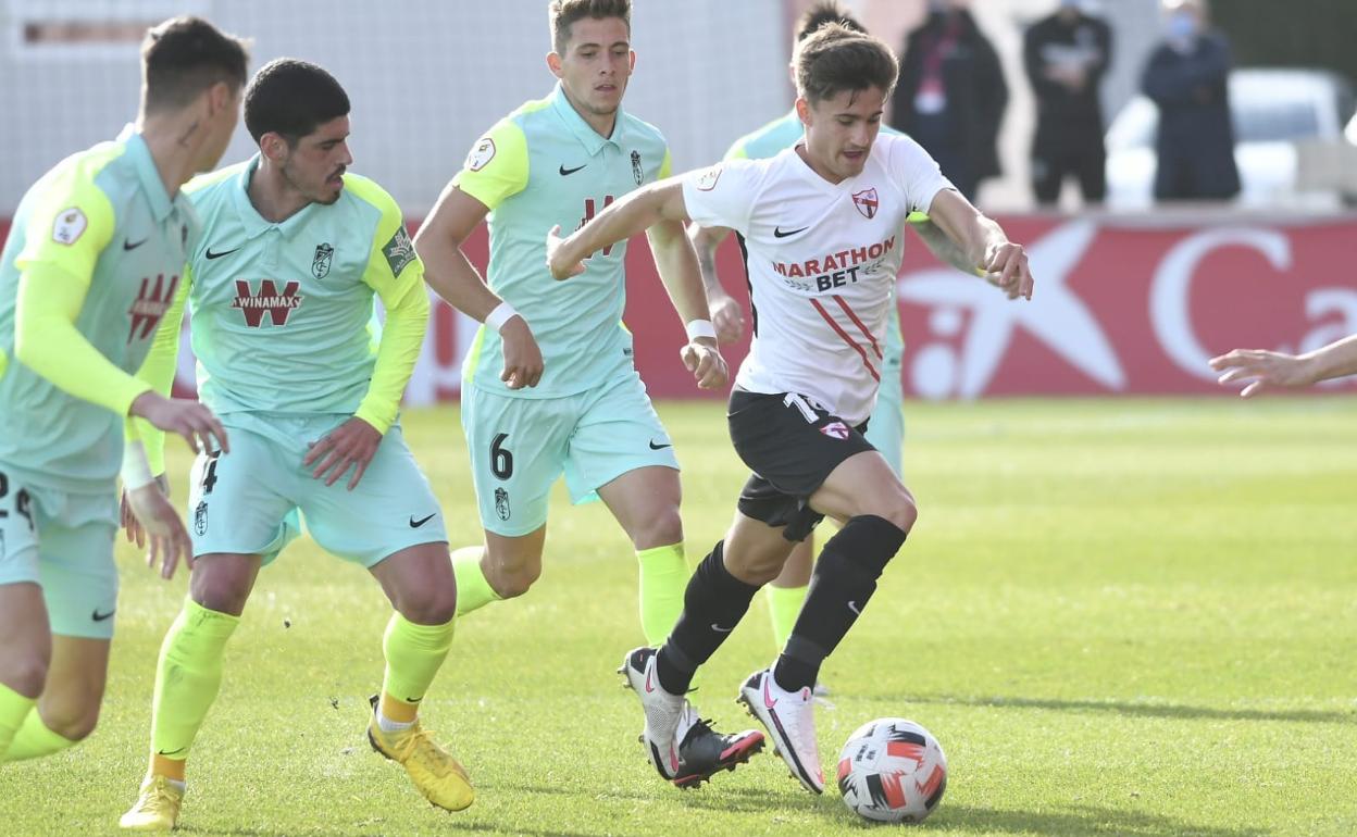 Iván Romero, uno de los delanteros pretendidos por el Real Murcia, en su etapa como jugador del Sevilla Atlético. 