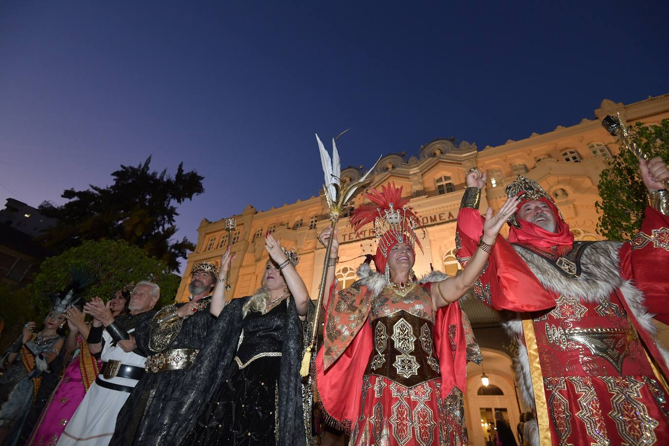 Fotos: Las imágenes de la ansiada vuelta de Moros y Cristianos de Murcia