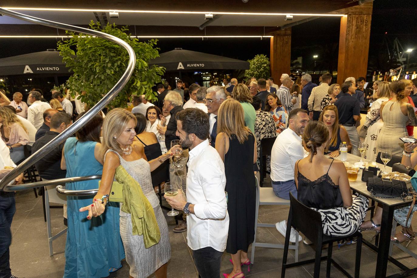 Fotos: Alviento abre para tratar de reactivar el ocio del puerto de Cartagena