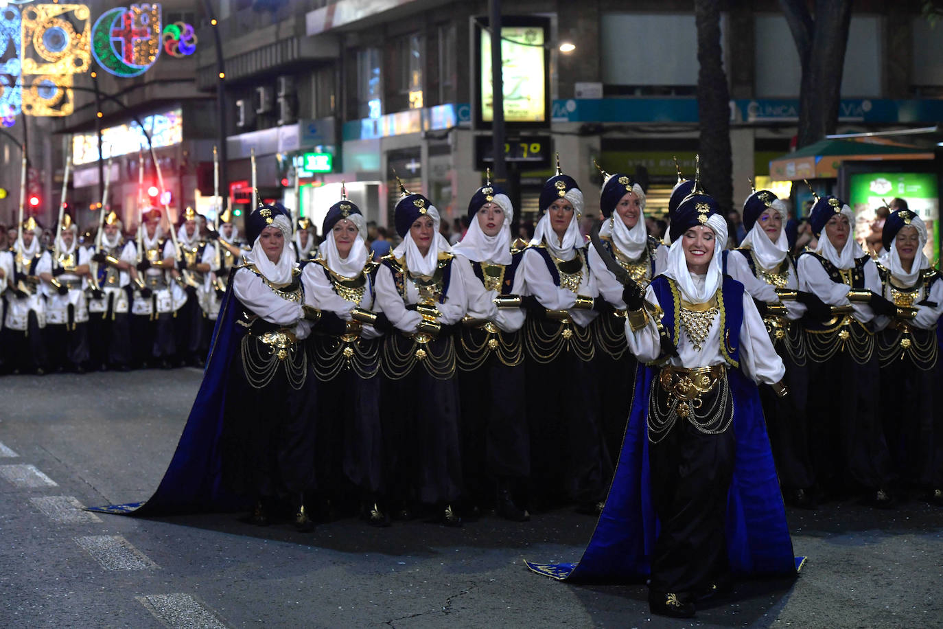 Fotos: Alarde de pasión y espectáculo de los Moros y Cristianos en Murcia